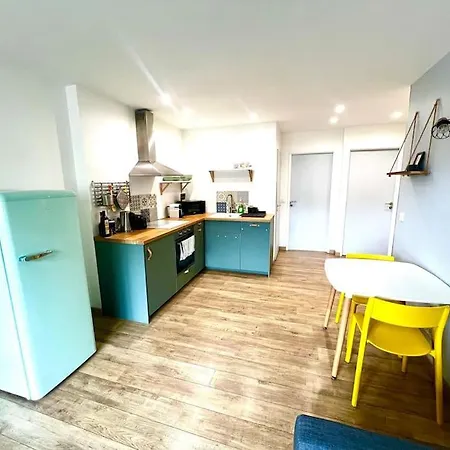 Les Quais, Vue Fleuve, Proche Gare & Parking Prive Apartament